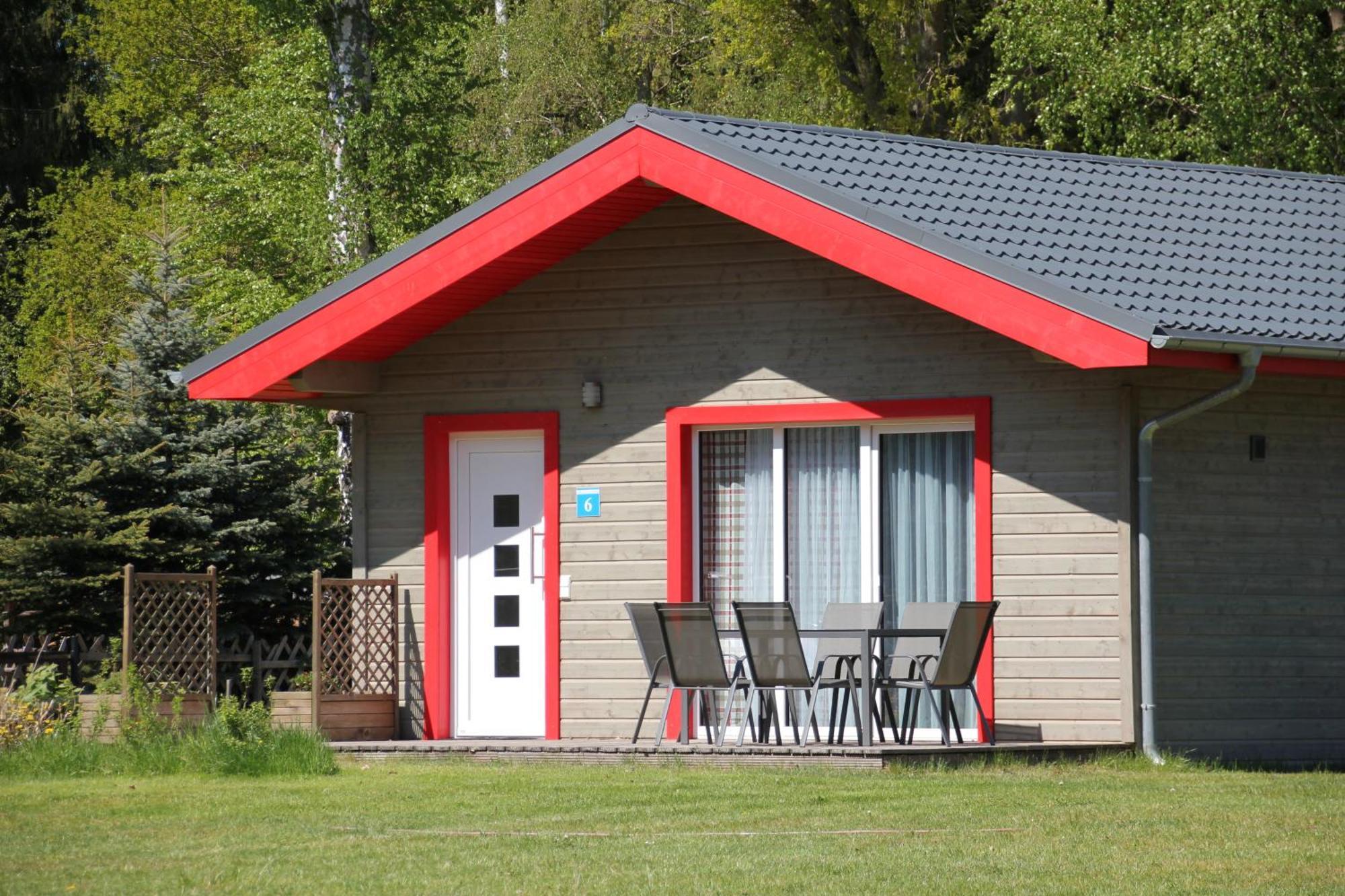 Hotel Feriencamp Trassenheide Zimmer foto